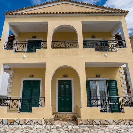 Barax Apartments Agios Georgios  Bagian luar foto